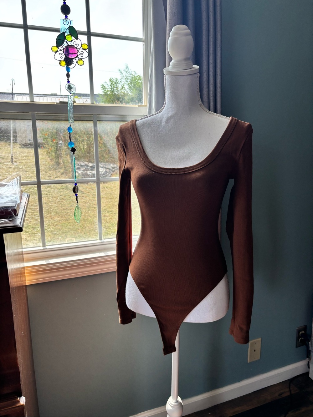 Women's Brown Long-Sleeve Scoop Neck Bodysuit